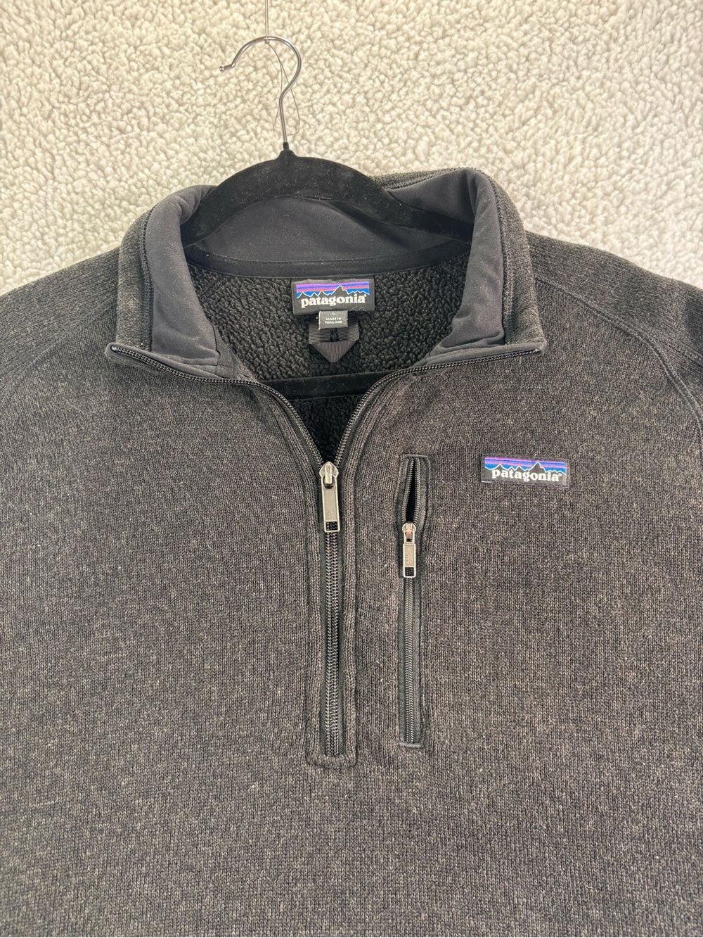 Patagonia Men’s Charcoal Zip-Up Fleece Pullover
